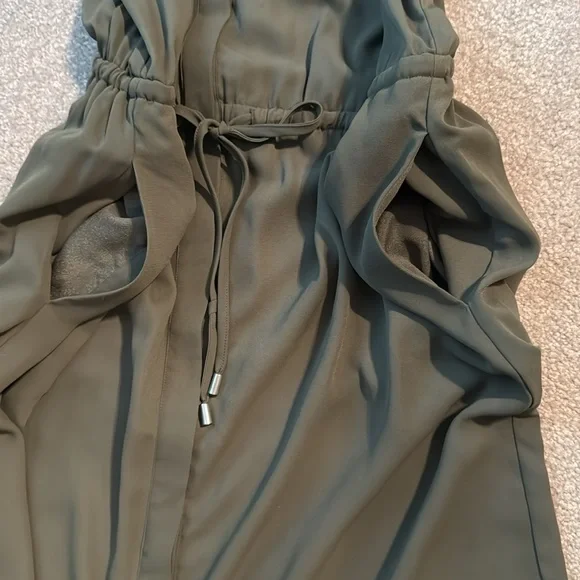 Sleeveless button front dress - Picture 4 of 7